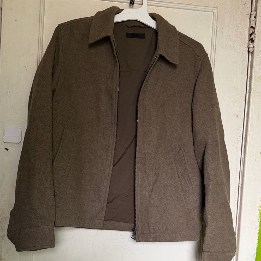 Uniqlo Men's Tan Lightweight Jacket